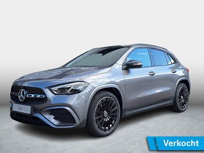 Mercedes-Benz GLA 180 AMG Line 1