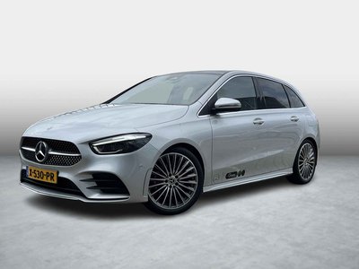 Mercedes-Benz B-Klasse 180 AMG Line 2